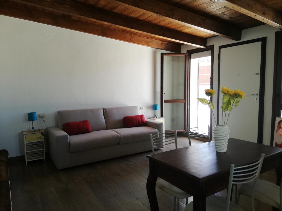 Tigellio Apartment-Central-Views-Terrace Q6426 กาญารี ภายนอก รูปภาพ