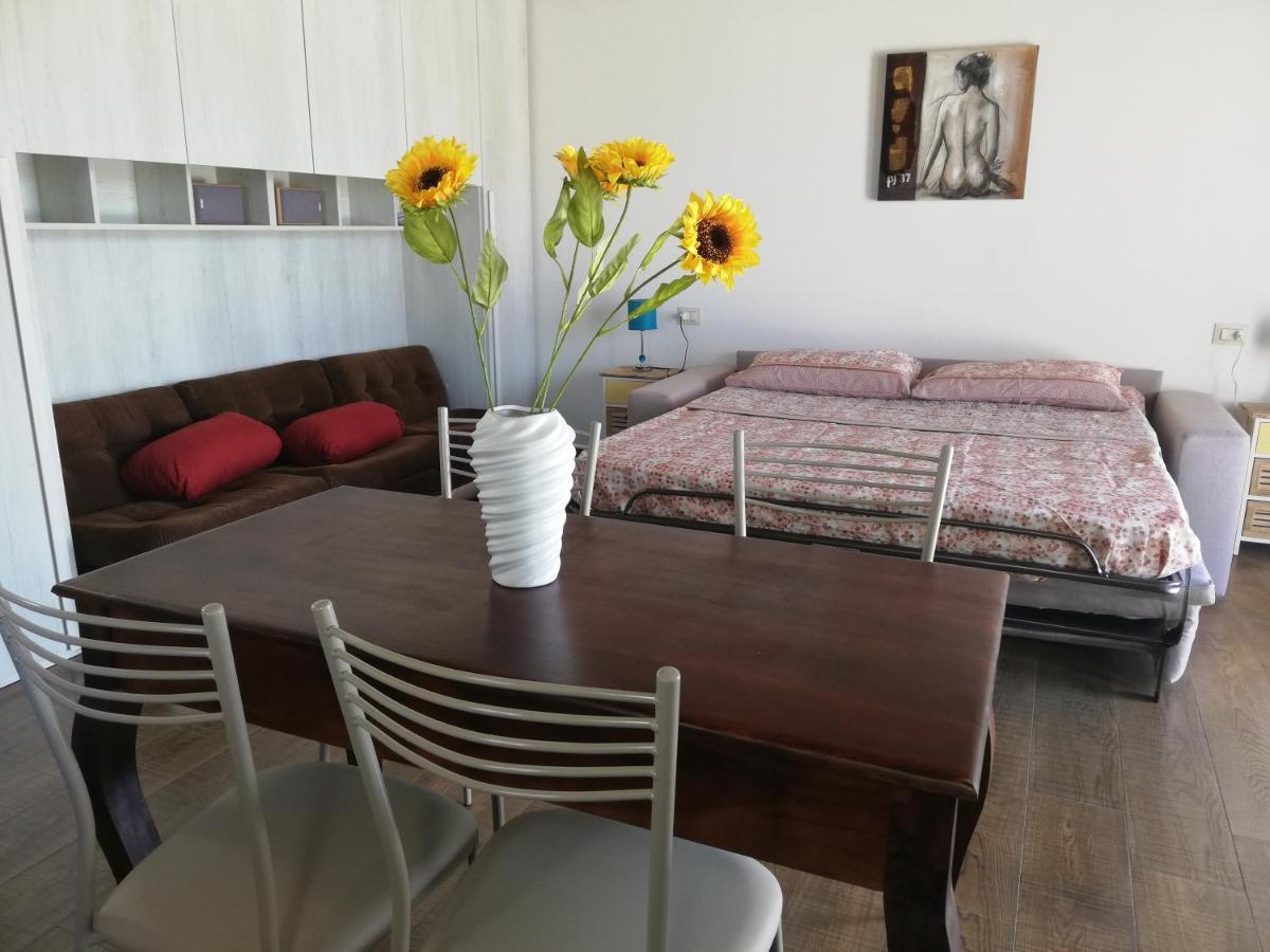 Tigellio Apartment-Central-Views-Terrace Q6426 กาญารี ภายนอก รูปภาพ